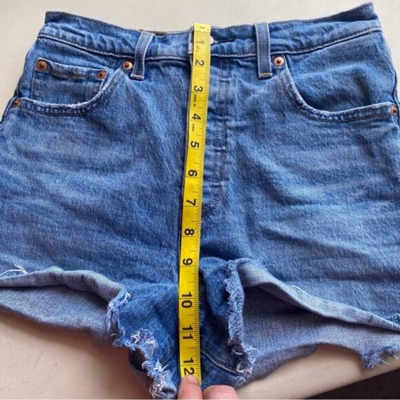 Levis Premium Ribcage Shorts Size 26 Urban Oasis Button Fly High Waist Cowgirl - Picture 12 of 15